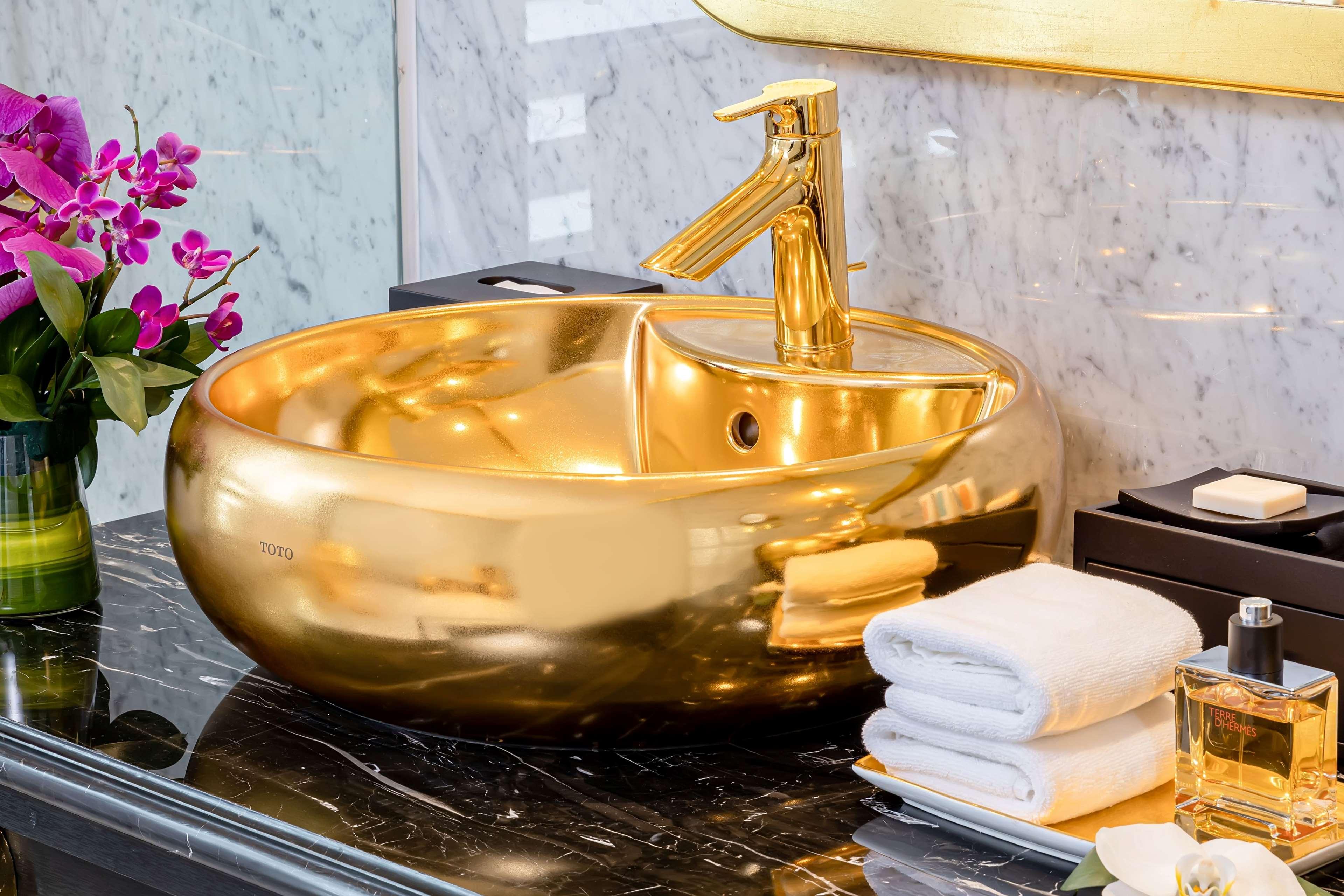 Dolce By Wyndham Golden Hotel Hanoi