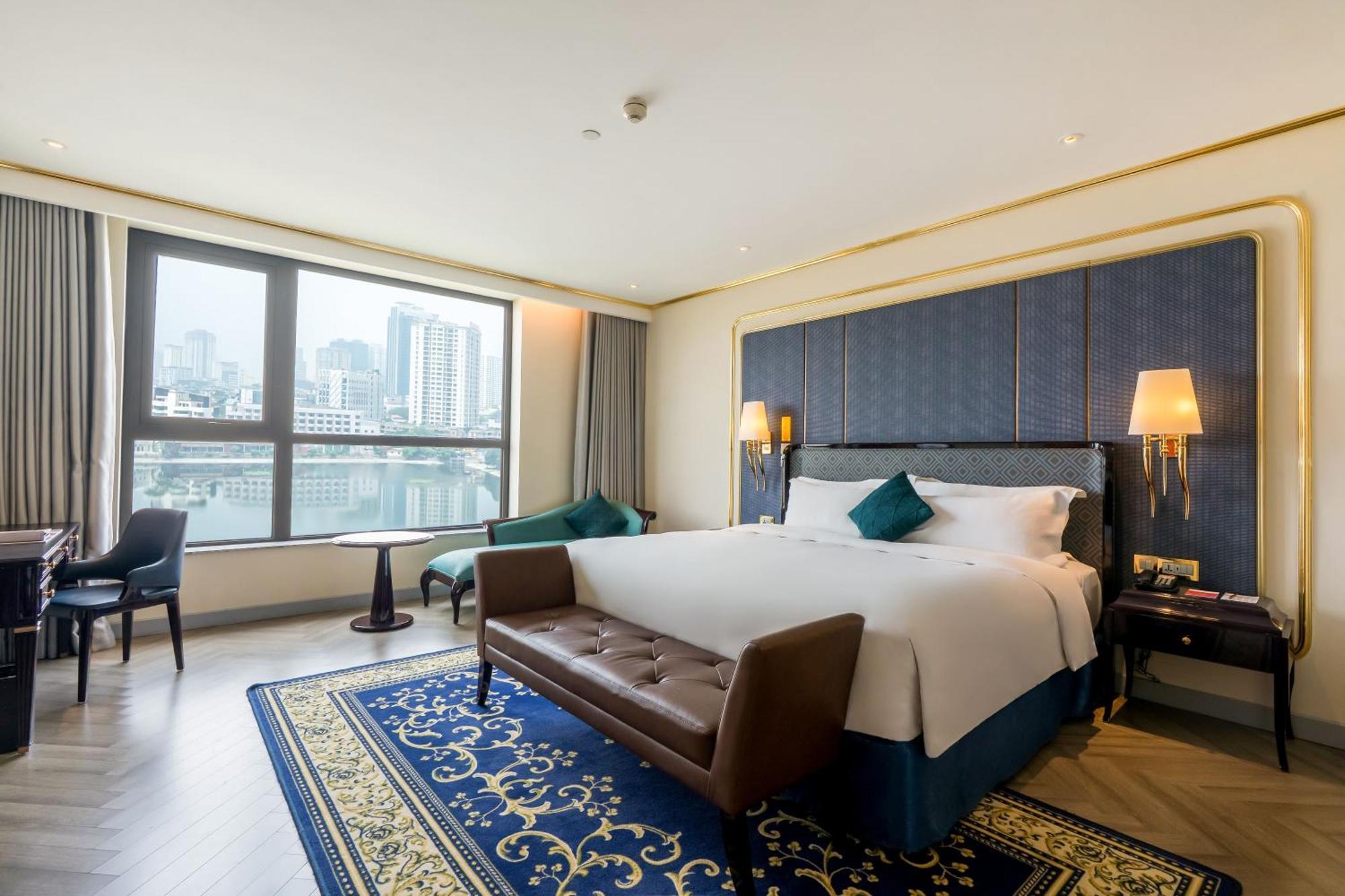 Dolce By Wyndham Golden Hotel 5*